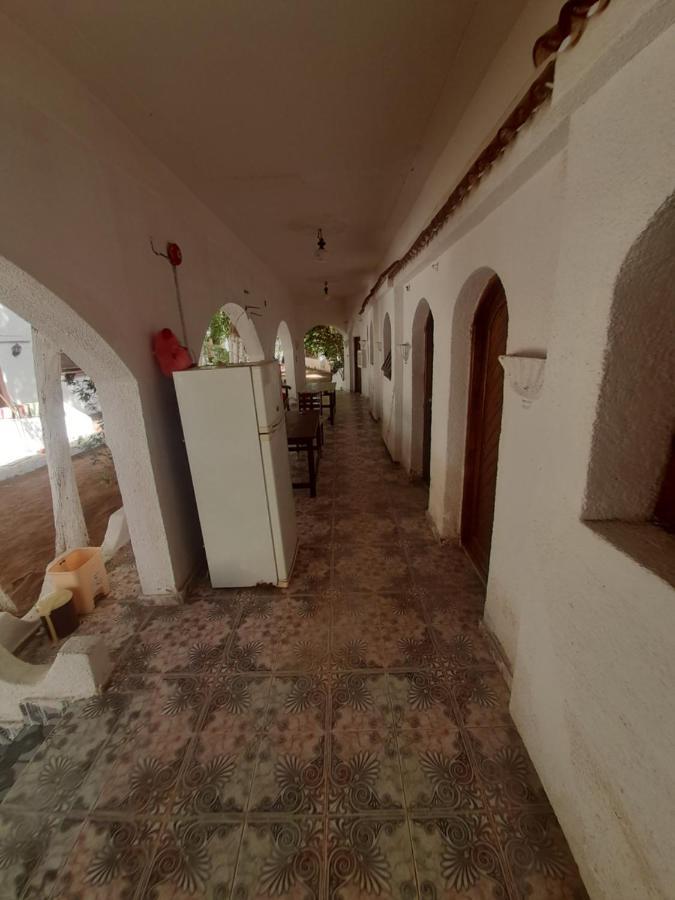Hotel Fighting Kangaroo Camp Dahab Exterior foto